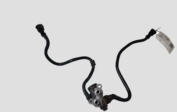 Volvo V40 Gearbox oil cooler pipe/hose 31319341