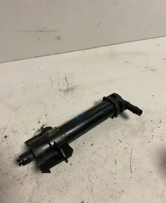 Volvo S60 Headlight washer spray nozzle