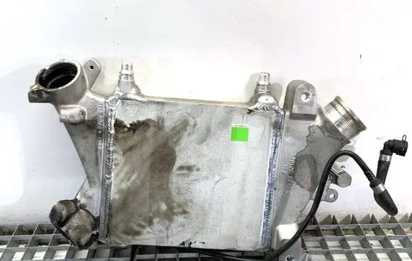 BMW X5 G05 Intercooler radiator 8575430