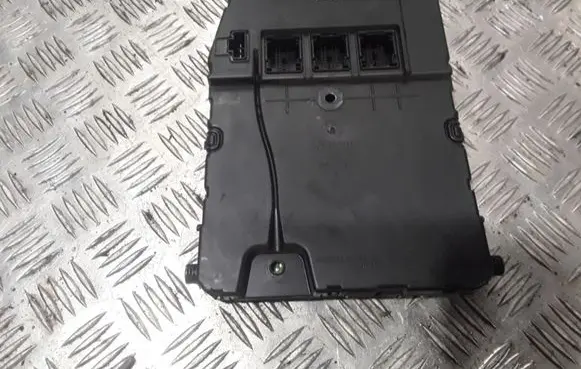 Renault Scenic II - Grand scenic II Comfort/convenience module 8200780021
