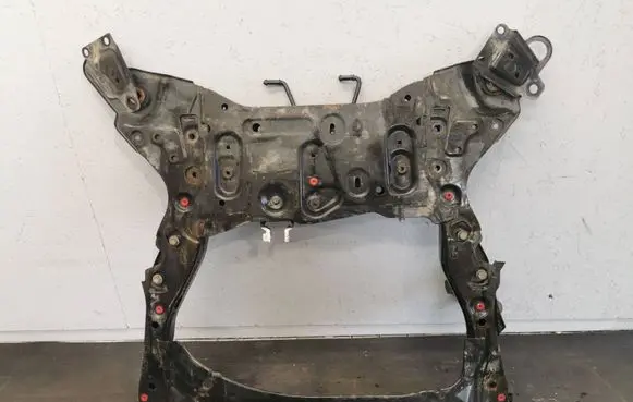 Volvo XC90 Front axle beam 