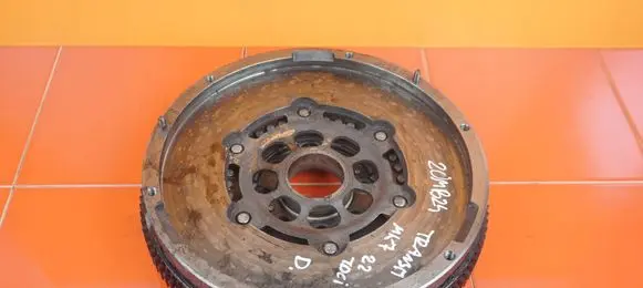 Ford Transit Dual mass flywheel 415043810 20MB24