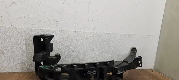Audi A3 S3 A3 Sportback 8P Headlight/headlamp mounting bracket 8P0805607