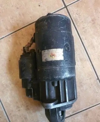 BMW 5 E39 Starter motor 9001140318 986013650