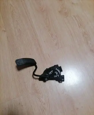 Renault Espace IV Accelerator throttle pedal 6PV00811918 8200007513