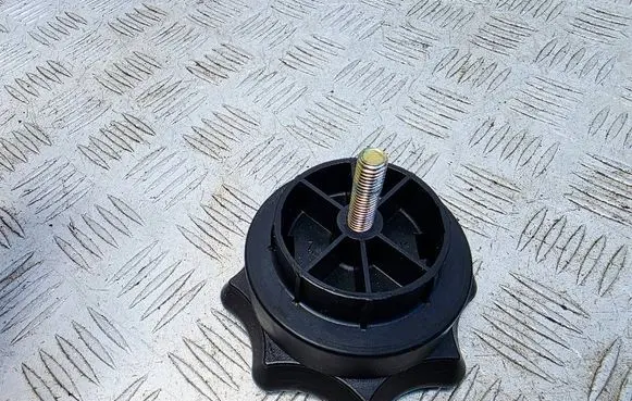 Audi Cabriolet B3 8G Spare wheel bolt 4A0803899