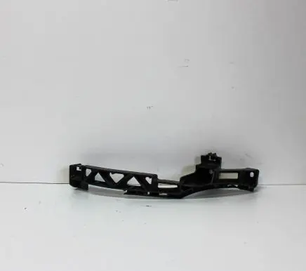 Volkswagen Eos Front bumper mounting bracket 1Q0807890