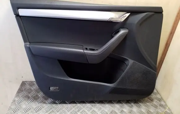 Skoda Octavia Mk3 (5E) Front door card panel trim 5E1867013M 5E0837973