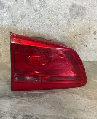 Volkswagen Touran II Tailgate rear/tail lights 1T0945093 2TZ01046901 090215