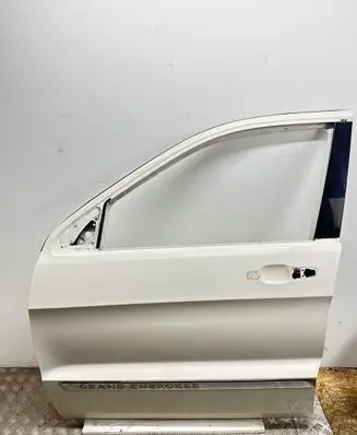 Jeep Grand Cherokee Front door
