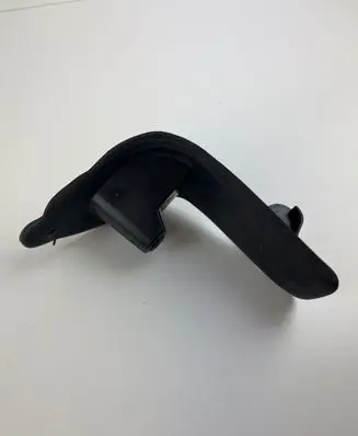 Fender mounting bracket