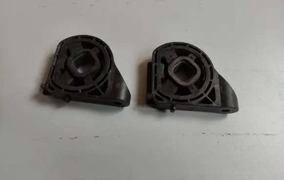 Hyundai Kona I Radiator mount bracket 