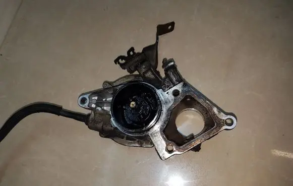 Ford Transit Vacuum pump