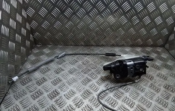 Peugeot Traveller Front door lock 16942542 084139 PSA084139