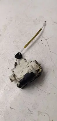 Audi A3 S3 8P Front door lock 4F1837015