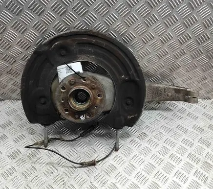 BMW M8 F91 F92 G14 G15 Front wheel hub 7857011