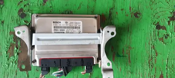 Toyota Corolla E110 Engine control unit/module ECU 0261206229