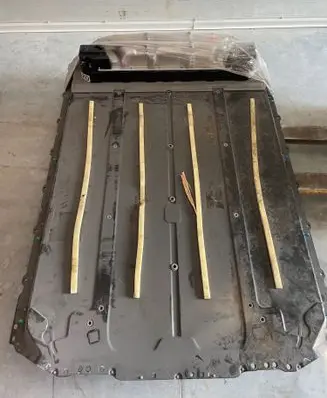 Tesla Model 3 Hybrid / electric car battery 110442900N