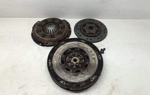 Audi A6 S6 C5 4B Clutch set kit 059141