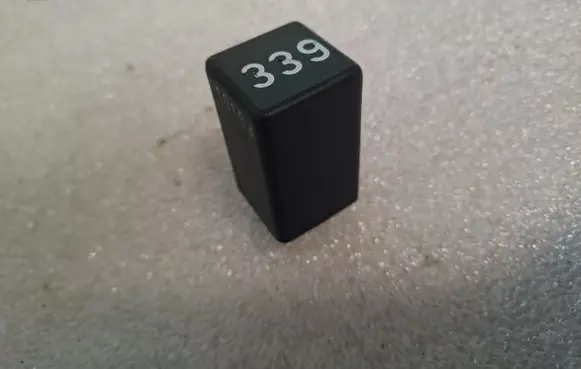 Audi 80 90 S2 B4 Other relay 4A0907517