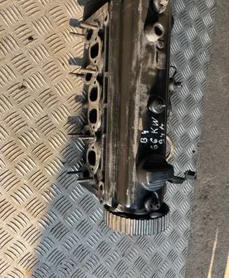 Audi 80 90 S2 B4 Engine head 028103373N