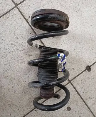 Jeep Cherokee Front coil spring 05168699AB