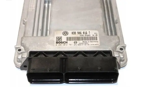 Volkswagen Transporter - Caravelle T5 Engine control unit/module 038906016T 1039S19654 0281012761