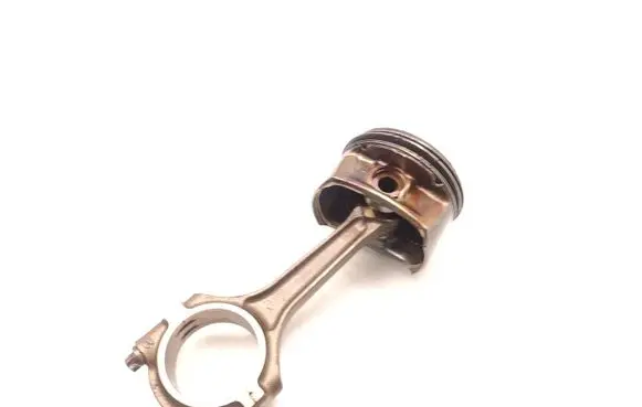 Opel Zafira B Piston with connecting rod A16XER
