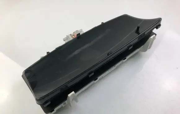 Toyota Corolla Verso E121 Speedometer (instrument cluster) 8380013110
