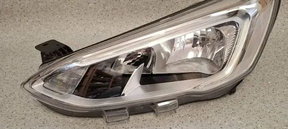 Ford Focus Headlight/headlamp JX7B13W030AE 13W030 1PL9147