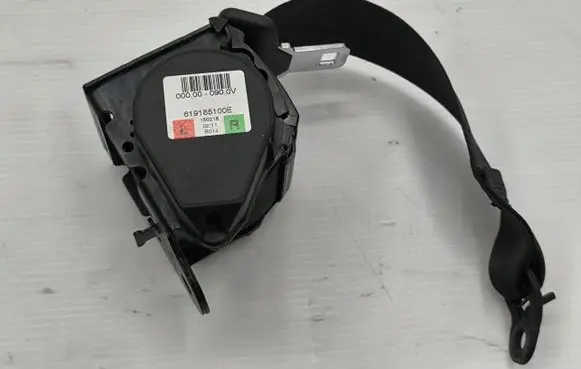 BMW 3 F30 F35 F31 Seat belt trim 61985100E