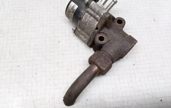 Nissan Almera N16 EGR valve AMV5107A 147105M001
