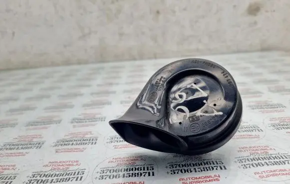 Audi A4 S4 B6 8E 8H Horn signal 8E0951223