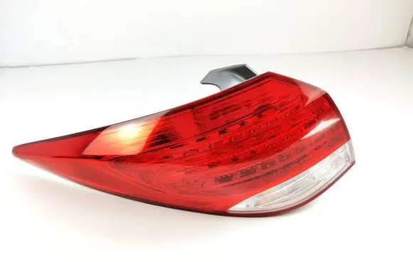 Hyundai i40 Rear/tail lights 924013Z000