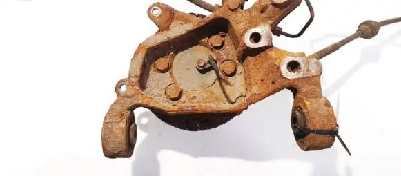 Rear wheel hub