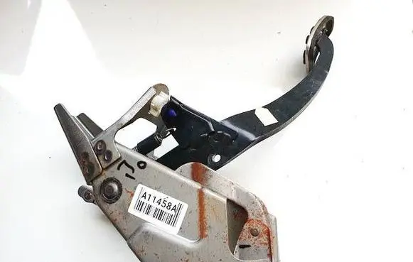 Honda Civic Brake pedal