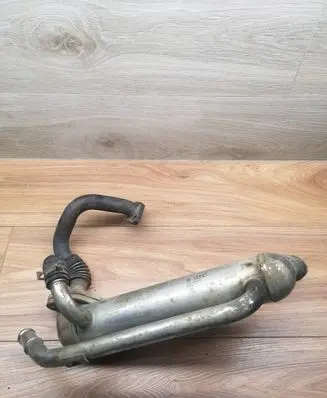 Skoda Fabia Mk2 (5J) EGR valve cooler 045131513M