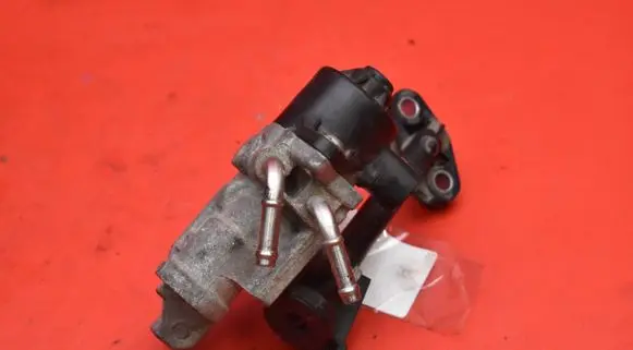 Toyota Yaris EGR valve 25620-40040