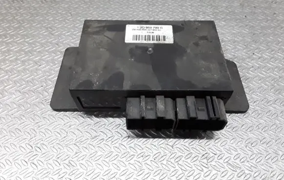 Volkswagen PASSAT B5 Comfort/convenience module 1J0959799R