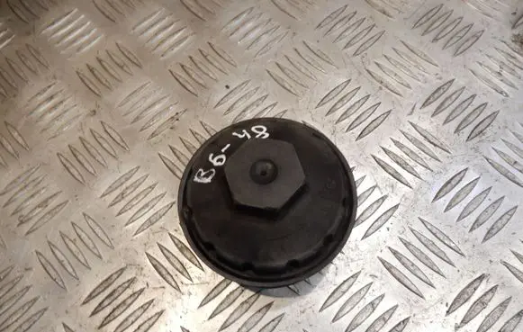 Volkswagen PASSAT B6 Oil filter cover 045115433 B648