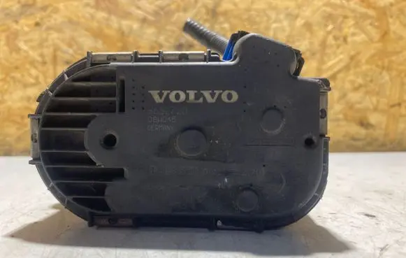 Volvo S60 Throttle valve 8692720