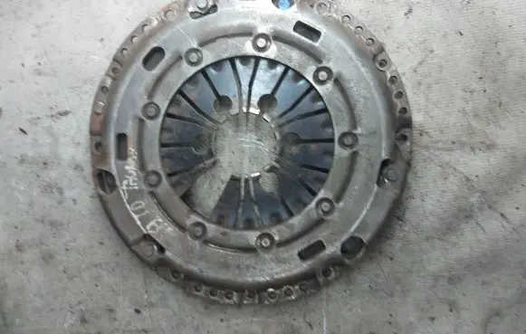 Volkswagen Touran I Pressure plate 