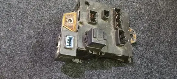 Suzuki Wagon R+ Fuse box set 3859075f0 38590-75f0