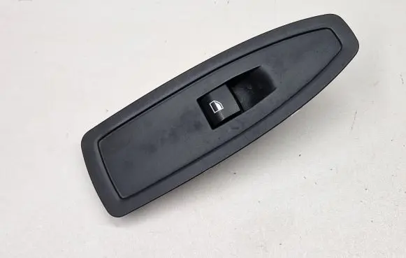 BMW 1 F20 F21 Electric window control switch 9208107
