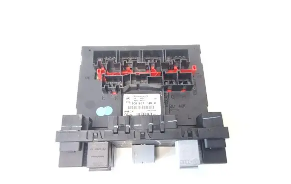 Volkswagen Golf V Comfort/convenience module 3C8937049D