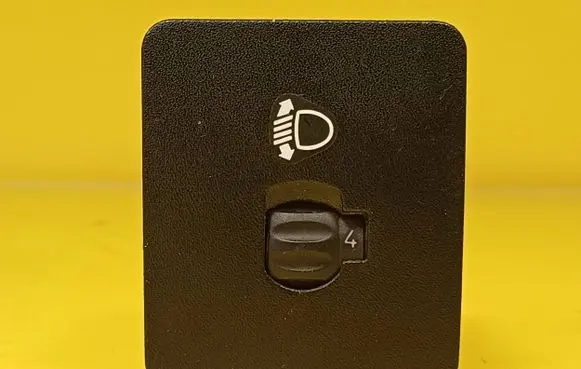 Renault 19 Headlight level height control switch 7700817598