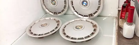 BMW 5 E34 R15 wheel hub/cap/trim 1129843 36131129843