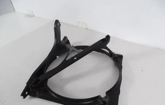 Porsche 992 Radiator cooling fan shroud 992121384