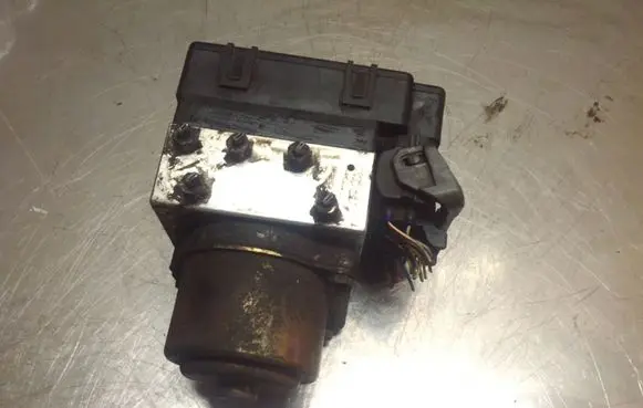 Mitsubishi Montero ABS Pump 445104060 241105142866