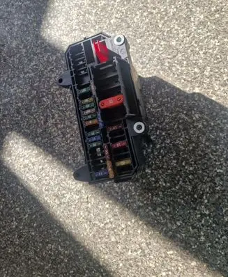 BMW 7 E65 E66 Fuse module